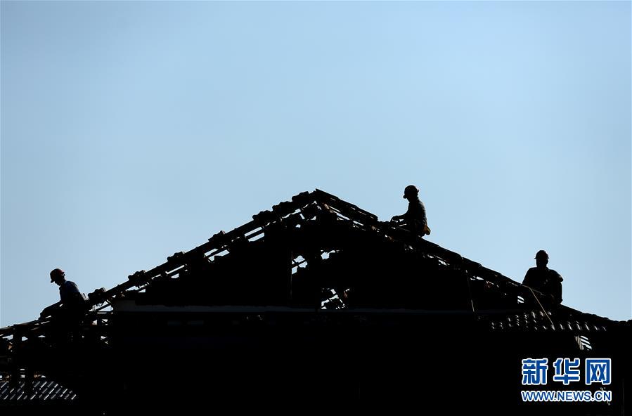 #(視·覺)(2)烈日下的身影