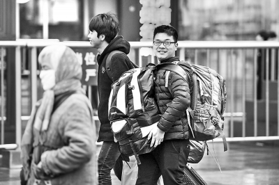 “科技春運”唱主角高鐵增幅66% 鄭鐵發送旅客1413萬人