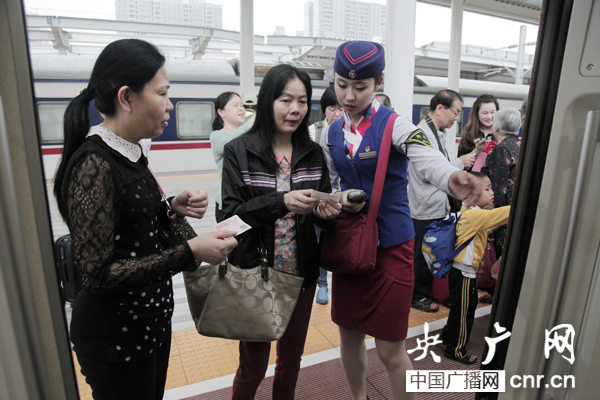 南廣鐵路廣西段開通:南寧至梧州的運行時間縮短至2個多小時 南廣鐵路廣西段開通:南寧至梧州的運行時間縮短至2個多小時