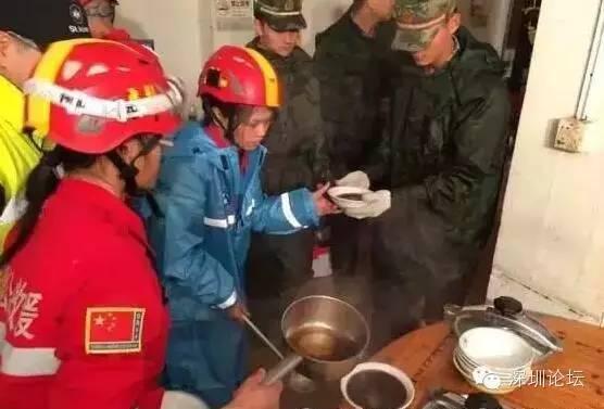 深圳這幾天最讓人淚濕眼眶的40個瞬間