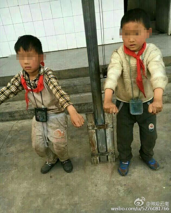 云南兩小學生被逼睡垃圾房 官方:同學惡作劇