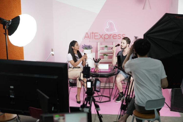 “萬物可播”:直播成為中國電商增長新引擎