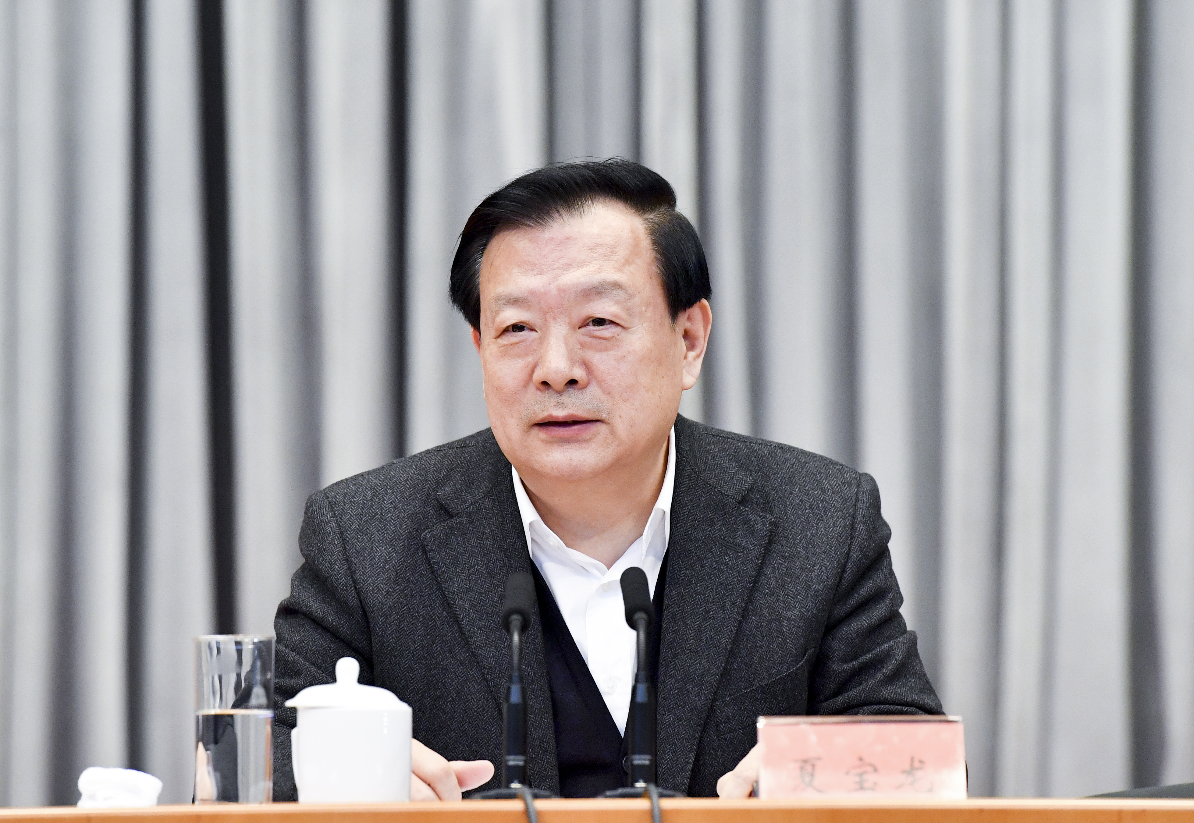 2月9日上午,省委書記、省人大常委會主任夏寶龍出席省委農村工作會議并講話。記者梁臻 攝.jpg